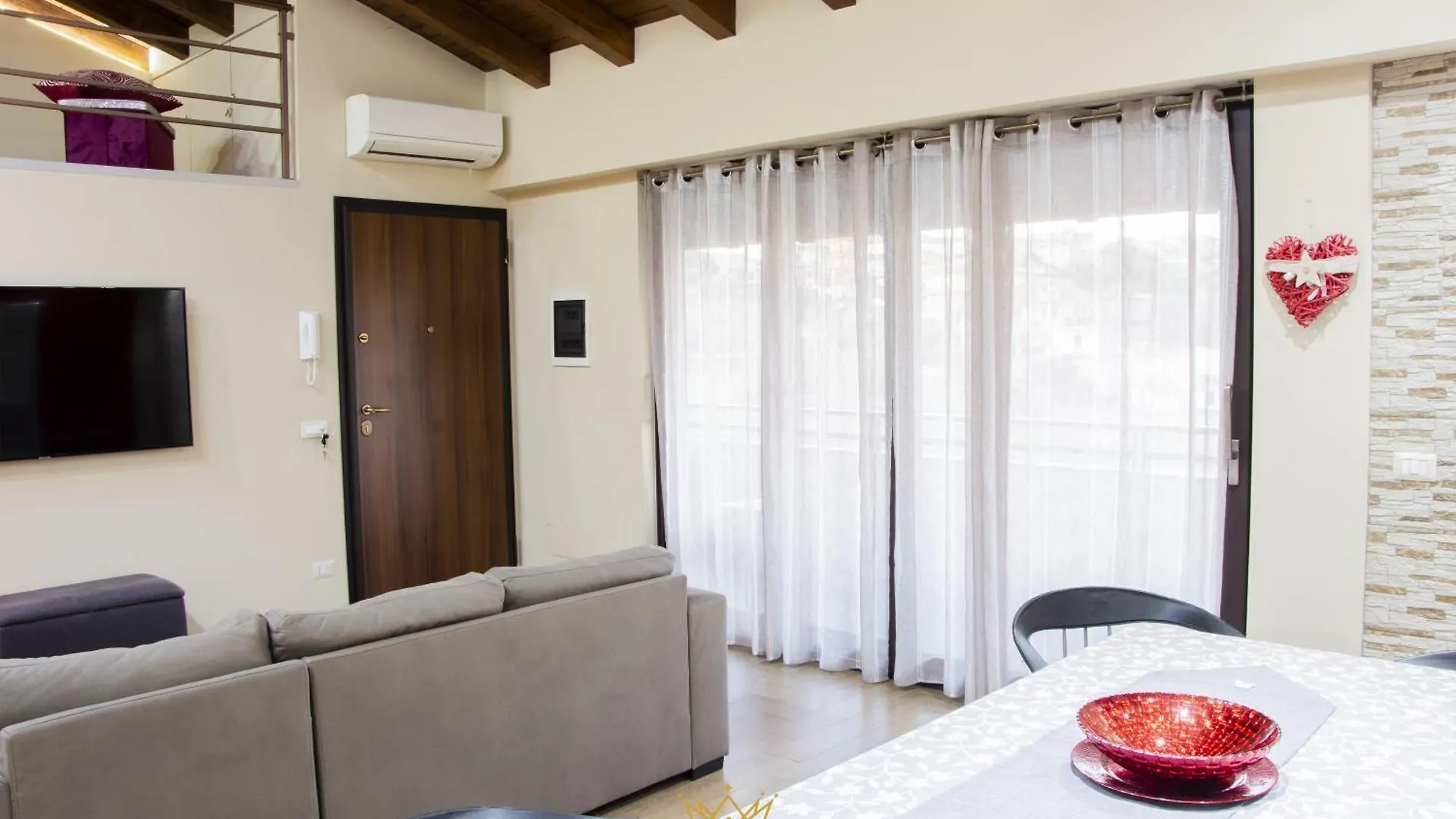 Apartament Loft Appartamento Privato Esclusivo Residenziale , Parcheggio Gratuito , Katania